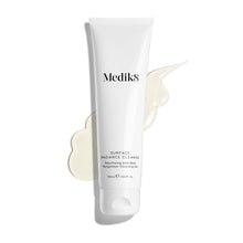 Load image into Gallery viewer, Medik8 Surface Radiance Cleanse